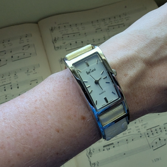 Men's Silver and Cream Watch - Picture 2 of 12